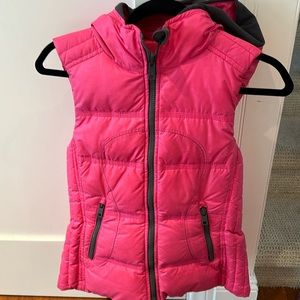 Lululemon reversible vest with hood size 4